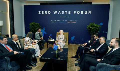 Emine Erdoğan ve BM Habitat İcra Direktörü Rossbach Görüştü