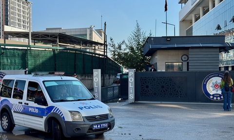 Eski Nilüfer Belediye Başkanı Turgay Erdem ve 20 Şüpheli Rüşvet Soruşturmasında Gözaltında