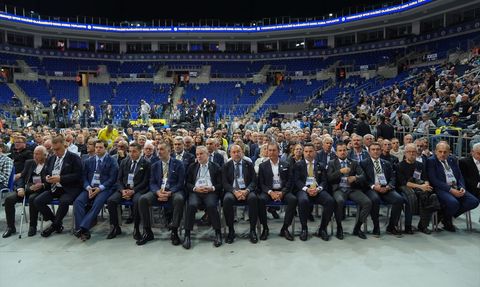 Fenerbahçe Olağanüstü Genel Kurulu Toplandı