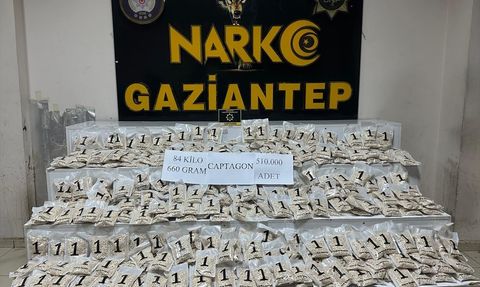 Gaziantep'te 510 Bin Uyuşturucu Hap Ele Geçirildi