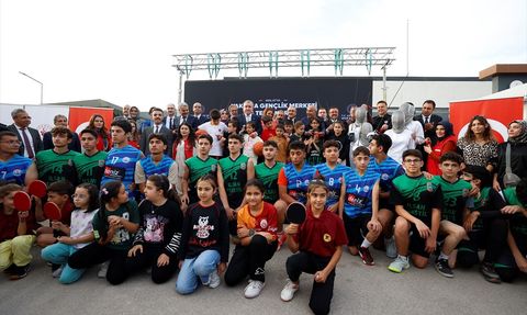 Gençlik ve Spor Bakanı Bak'tan Malatya'da Yüzme Projesi Açıklaması