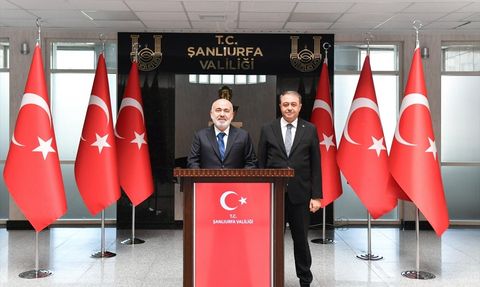 İçişleri Bakan Yardımcısı Sağlam, Şanlıurfa Valisi Şıldak'ı Ziyaret Etti