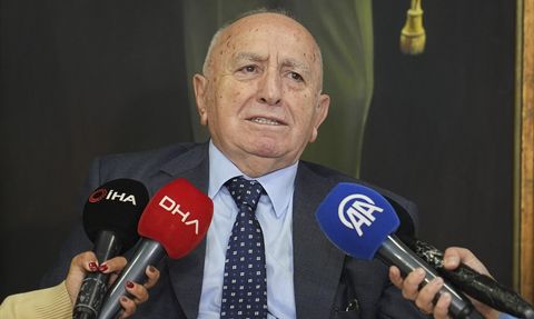 İş İnsanı İsmet Acar'dan TSK'ya Anlamlı Bağış