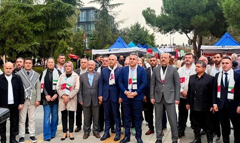 İstanbul'da Gazze ile Dayanışma Programı Düzenlendi