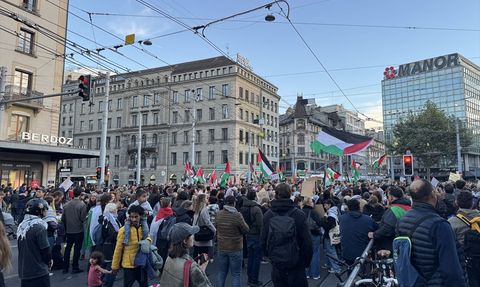 İsviçre'de Küresel Sumud Filosu'na Yönelik Saldırılara Protesto