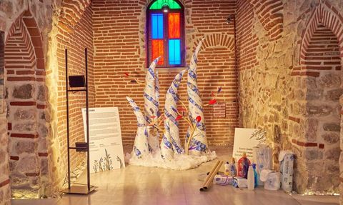 İVA Sanat'ın 'Sanatta Hayat Var: II. Karma Sergisi' Açıldı