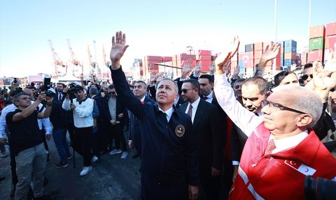 İyilik Gemisi Gazze'ye Yola Çıktı