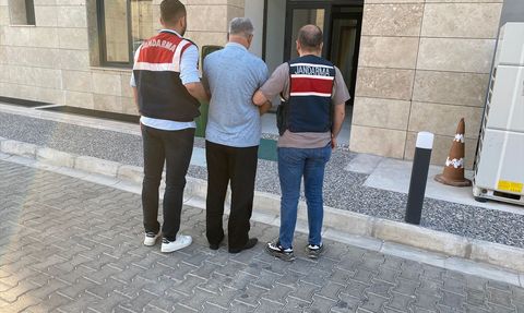 İzmir'de DEAŞ Operasyonu: 4 Gözaltı