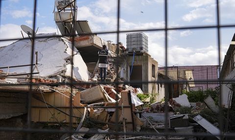 İzmir'de Evde Patlama: 1 Yaralı