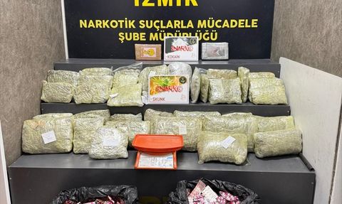 İzmir'de Uyuşturucu Operasyonu: 30 Kilo Uyuşturucu Yakalandı