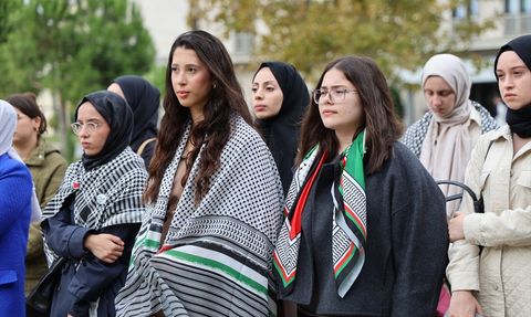 İZÜ Öğrencilerinden İsrail'e Tepki