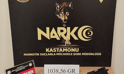 Kastamonu'da Uyuşturucu Bulunan Tırın Sürücüsü Tutuklandı