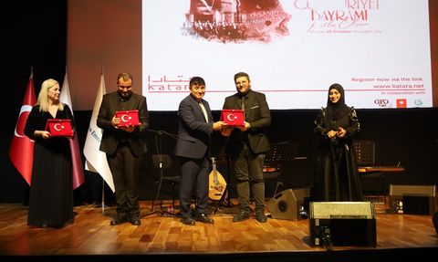 Katar'da Türk Müzik Ziyafeti