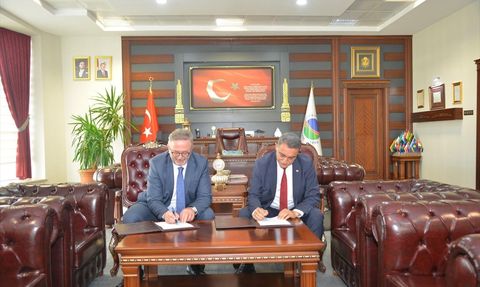 Kırşehir Ahi Evran Üniversitesi Yazma Eser Koleksiyonu TÜYEK'e Devir Ediliyor