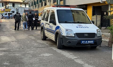 Kocaeli'de Trafoda Elektrik Kazası: İşçi Ağır Yaralandı