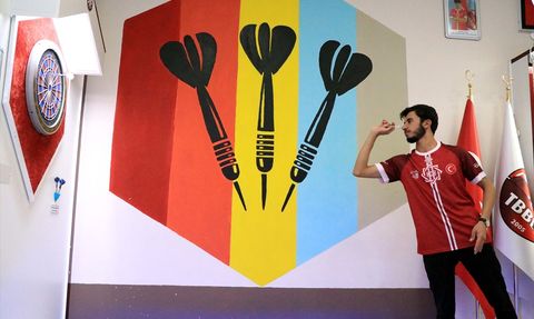 Milli Dartçılar Bedirhan ve Mahmut Slovakya'da Yarışacak