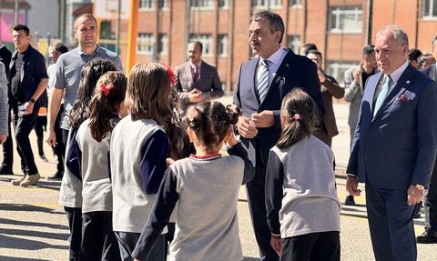 Milli Eğitim Bakanı Tekin'den Diş Sağlığı Farkındalığı