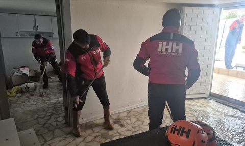 Muğla'da Sağanak Yağış Su Baskınlarına Neden Oldu