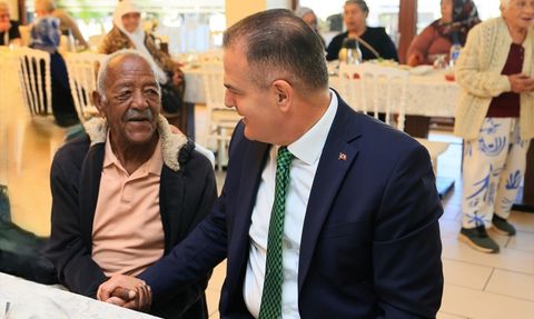 Muğla Valisi, 91 Yaşındaki Huzurevi Sakininin TOGG Gezme İsteğini Gerçekleştirdi