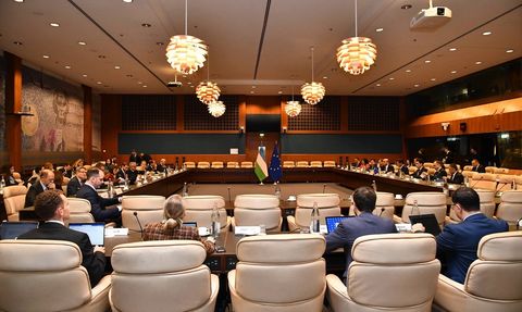 Özbekistan ve AB Arasında Yeni İvme: Lüksemburg'da Önemli Toplantı