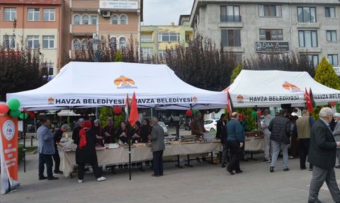 Samsun'da Öğrencilerden Gazze'ye Destek Kermesi