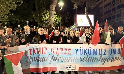 Samsun ve Çorum'da İsrail'in Sumud Filosu'na Saldırı Protesto Edildi