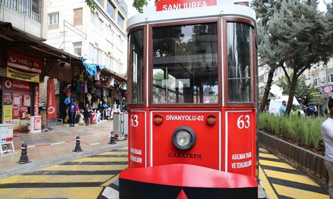 Şanlıurfa'da Nostaljik Tramvaylar Hizmete Girdi