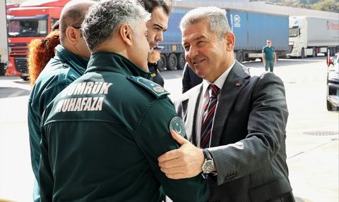 Sarp Sınır Kapısı'ndan 9 Ayda 4 Milyona Yakın Yolcu Geçti