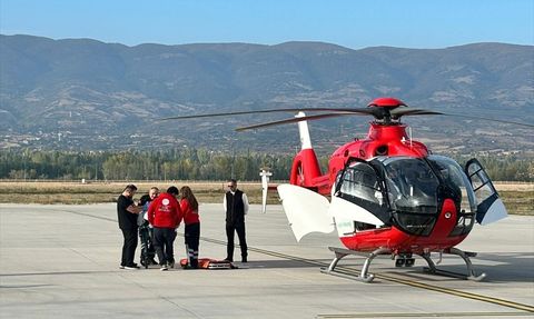 Tokat'ta Elektrik Akımına Kapılan Hasta, Ambulans Helikopterle Ankara'ya Sevk Edildi