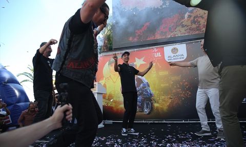 Toprak Razgatlıoğlu Alanya'da Coşkuyla Karşılandı