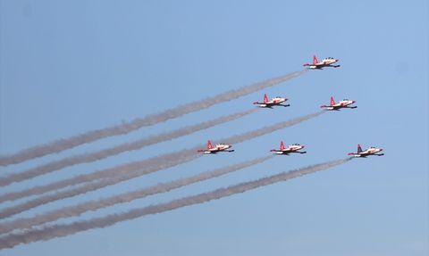 Türk Yıldızları'nın Kırklareli'deki Gösteri Uçuşu