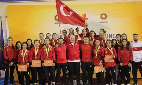 Türkiye 17 Yaş Altı Balkan Şampiyonası'nda 39 Madalya Kazandı