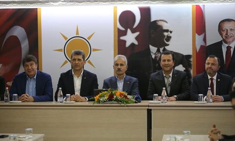 Ulaştırma ve Altyapı Bakanı Uraloğlu'ndan Elmalı ve Korkuteli Ziyaretleri