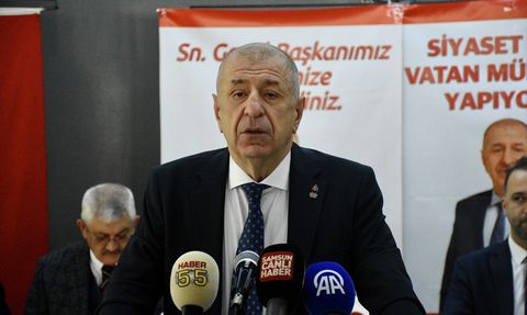 Ümit Özdağ Samsun'da Basın Buluşmasında Önemli Açıklamalarda Bulundu