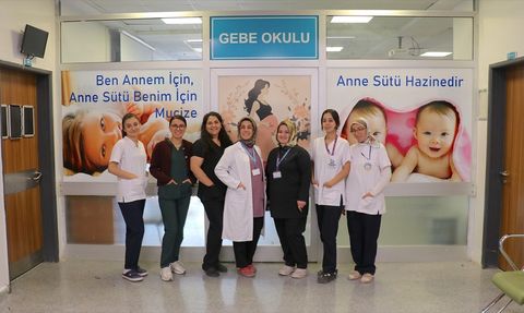 Van'da 15 Bin Kadına Normal Doğum ve Anne Sütü Eğitimi