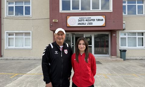 Yağmur Tosun, Bocce Dünya Kupası'nda Bronz Madalya Kazanarak Okulunda Coşkuyla Karşılandı