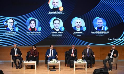 Yapay Zeka Zirvesi 2025: Sektör Temsilcileri Bir Araya Geldi