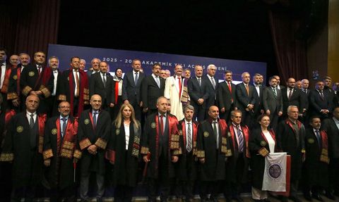 YÖK Başkanı Özvar'dan Atatürk Üniversitesi'ne Eğitim Reformu Müjdesi