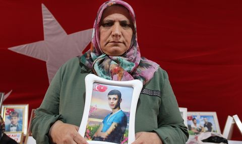 Diyarbakır Anneleri Evlat Nöbetini Sürdürüyor