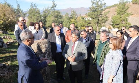 THY Yönetim Kurulu Başkanı Ahmet Bolat, Gaziantep'te Önemli Ziyaretler Gerçekleştirdi