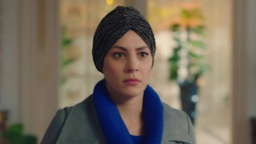 Kızılcık Şerbeti Dizisi ve Dikkat Çeken Karakteri Leman