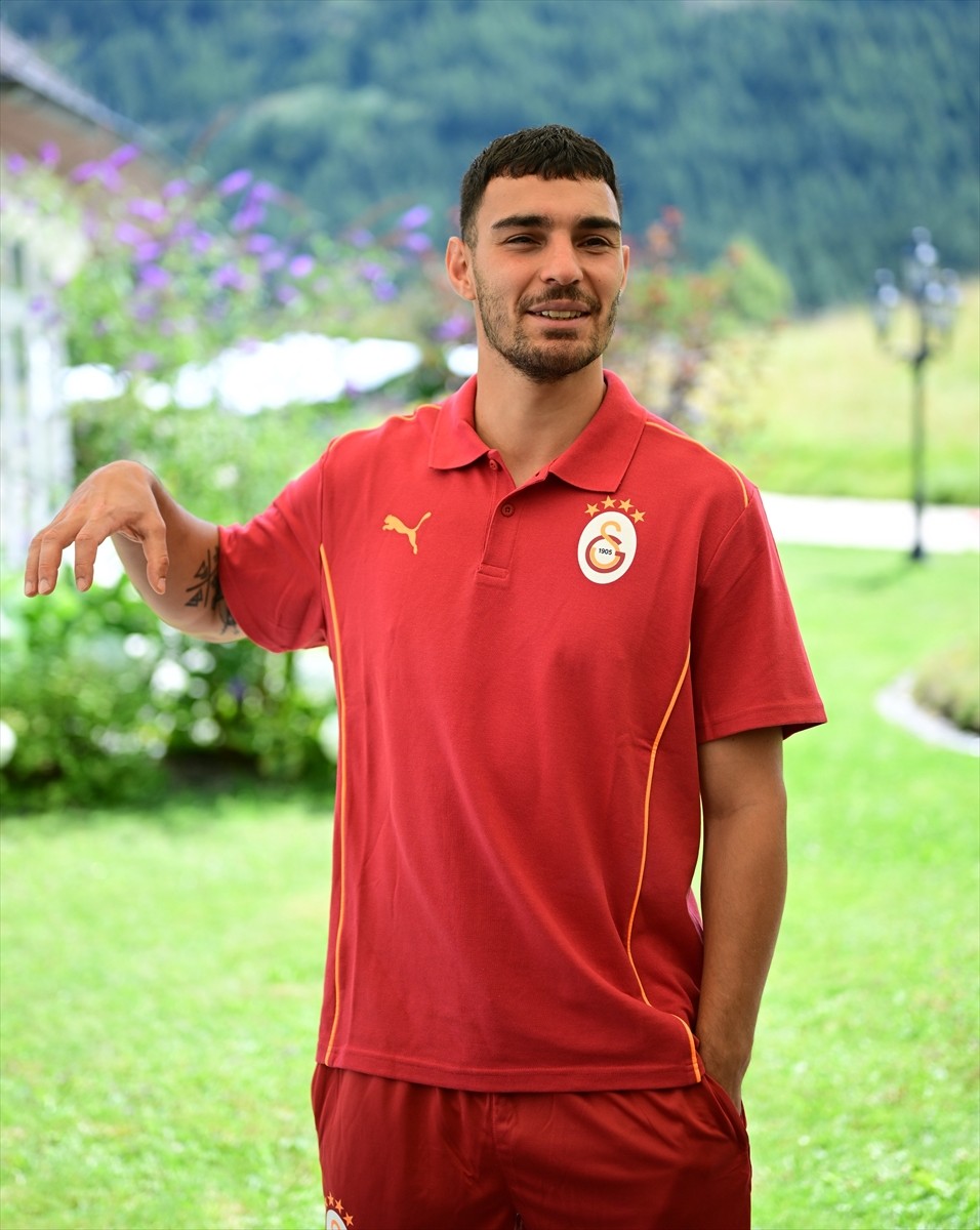 2024 Avrupa Futbol Şampiyonası'nda (EURO 2024) A Milli Takım formasıyla mücadele eden...