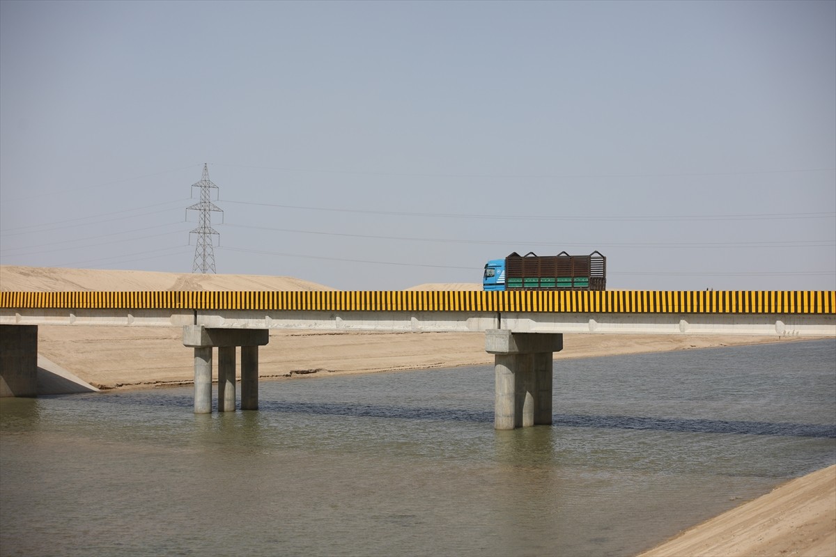 Afganistan'ın kuzeyine su getirilerek geniş çorak alanları tarım arazisine dönüştürme hedefiyle...