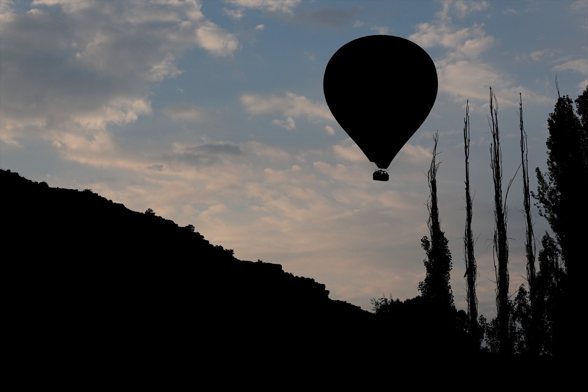  Aksaray'daki Ihlara Vadisi'nde, Hasandağı ve Belisırma ile Selime Peri bacaları rotasında rağbet...