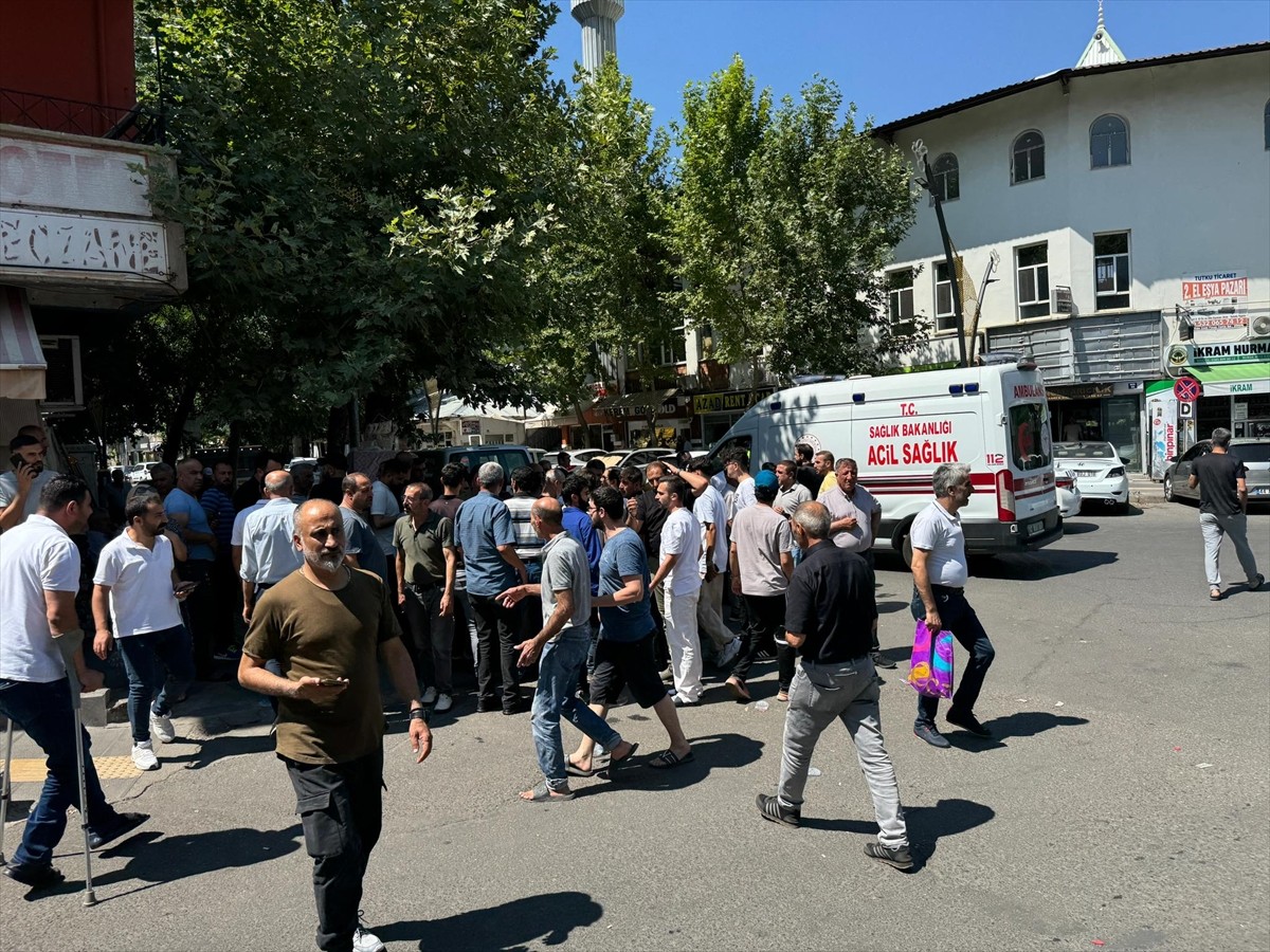 Bingöl Emniyet Müdürlüğü, kentte madde bağımlısı bir kişinin yaşanan tartışmanın ardından...