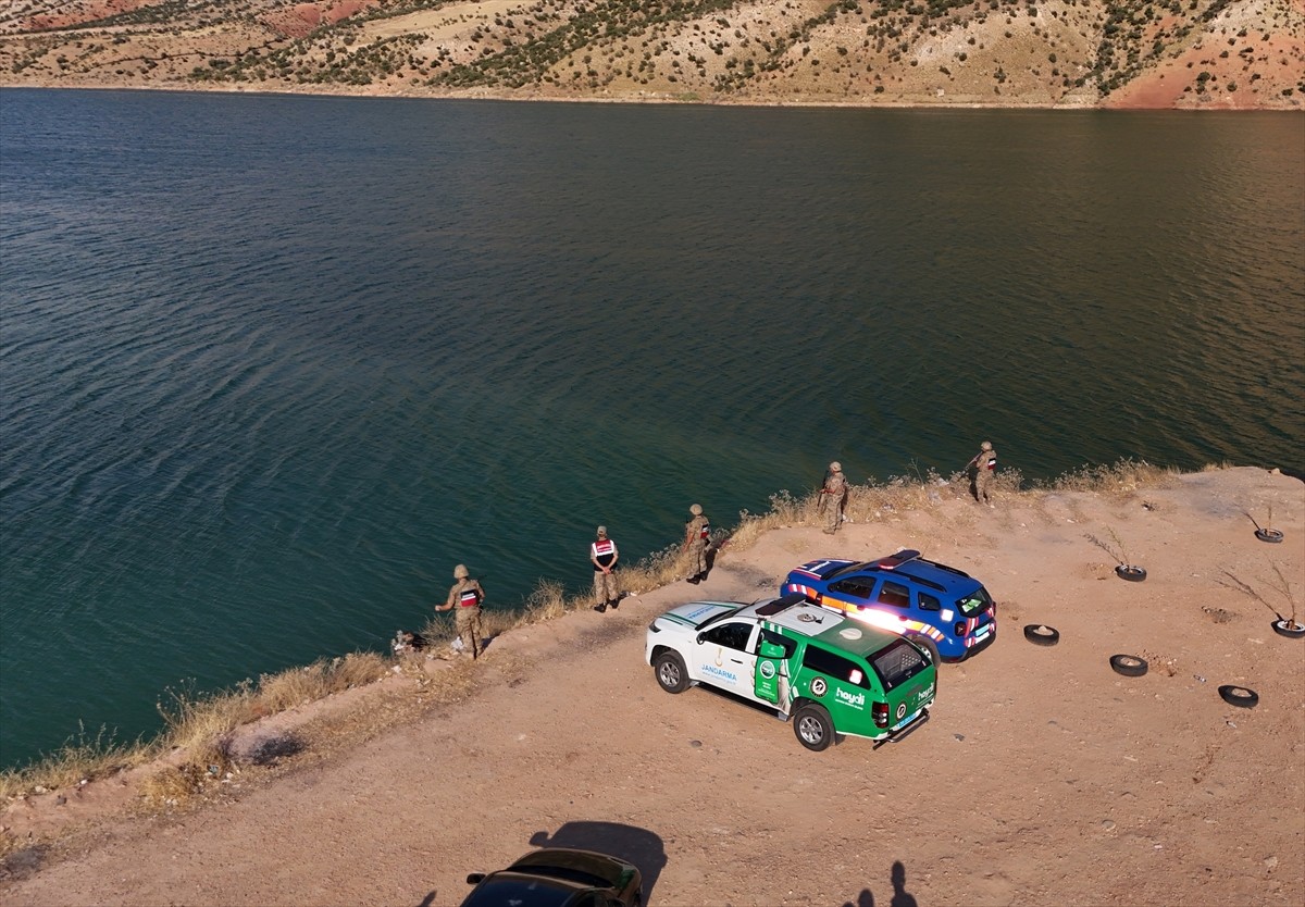 Bunaltıcı sıcakların yaşandığı yaz aylarında sulama kanalları, nehirler ve göletlerde yaşanan...