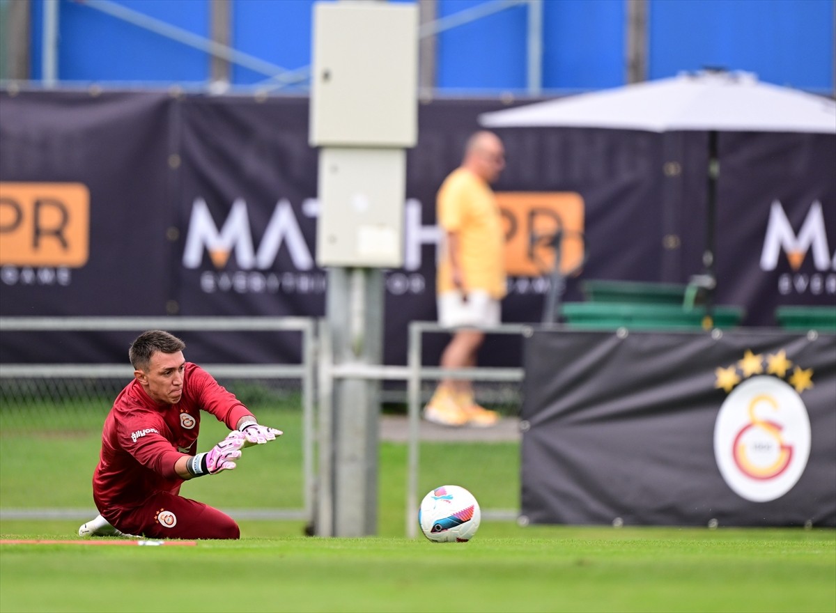 Galatasaray Futbol Takımı, yeni sezon hazırlıklarını Avusturya kampında sürdürdü. Steiermark...