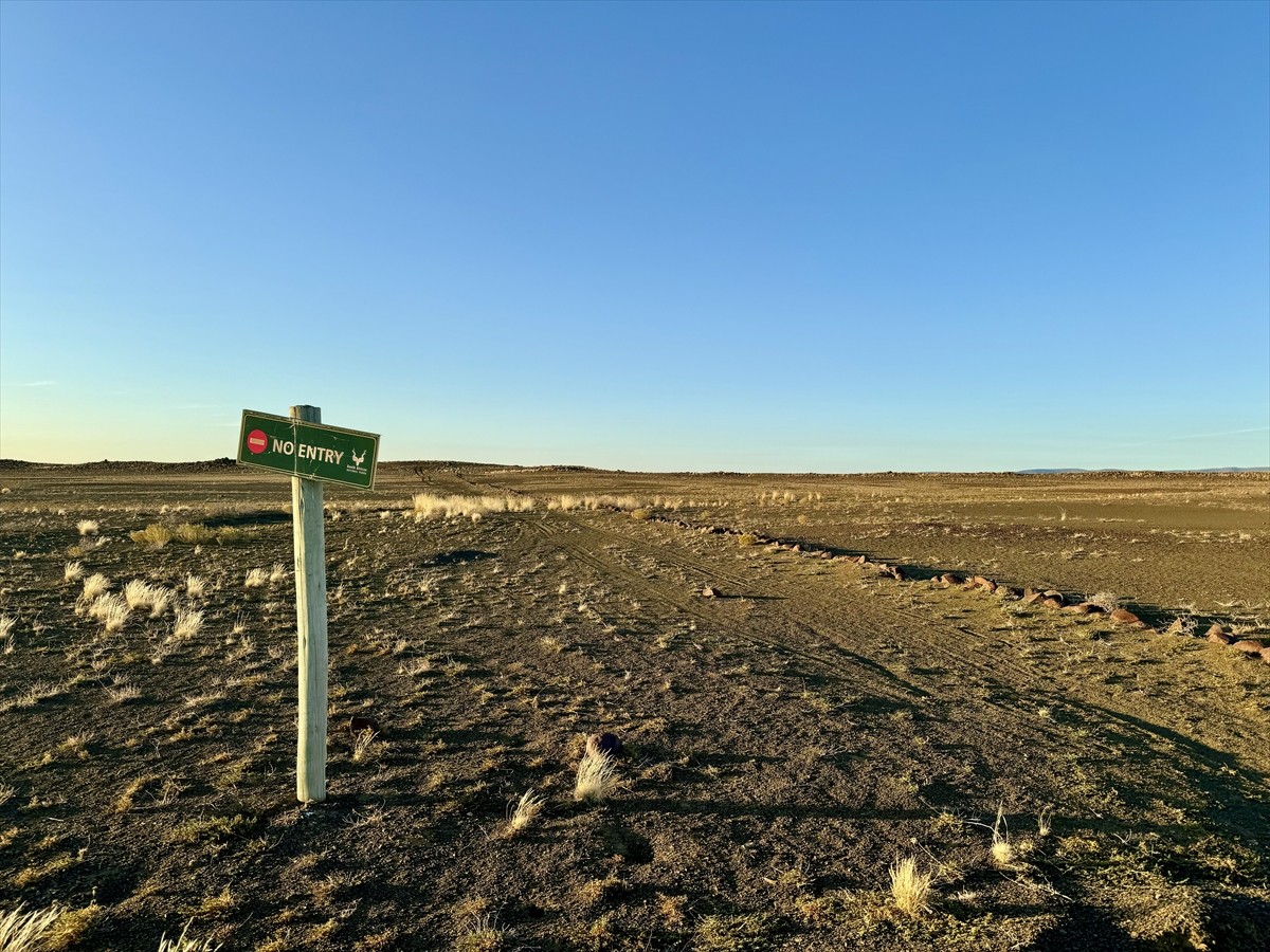 Güney Afrika Cumhuriyeti'nin güneybatısından başlayıp, Atlas Okyanusu sahilleri boyunca Namib...