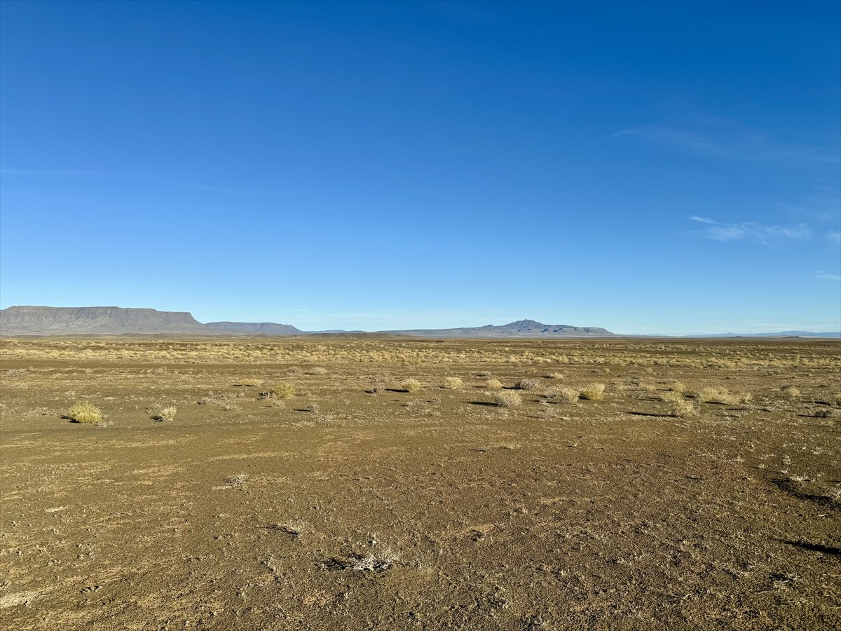 Güney Afrika Cumhuriyeti'nin güneybatısından başlayıp, Atlas Okyanusu sahilleri boyunca Namib...
