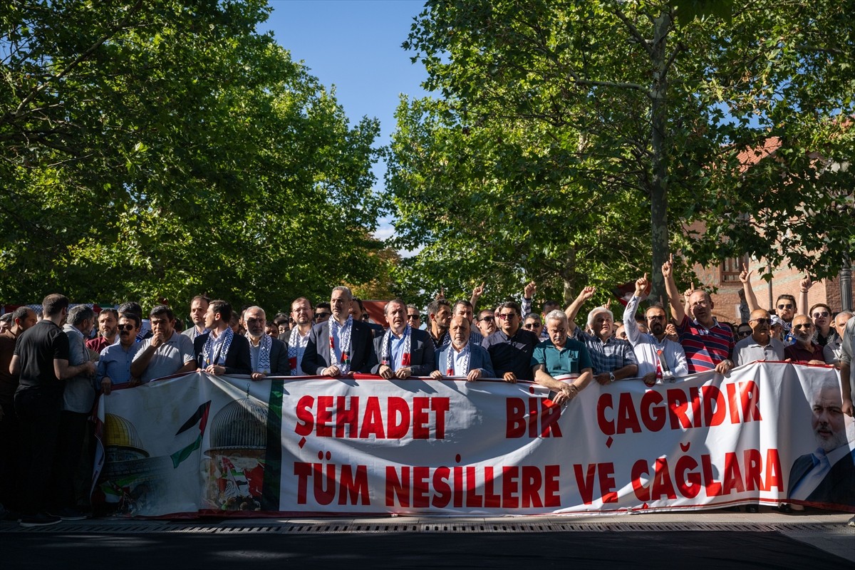 İran'ın başkenti Tahran'da suikasta uğrayan Hamas Siyasi Büro Başkanı İsmail Heniyye için...